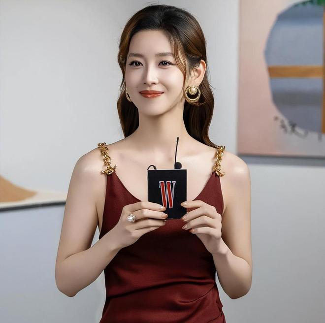 蛋糕是绿色的她在伦敦的豪宅曝光章泽天素颜庆祝32岁生日生日(图9) 蛋糕是绿色的她在伦敦的豪宅曝光章泽天素颜庆祝32岁生日生日(图9)